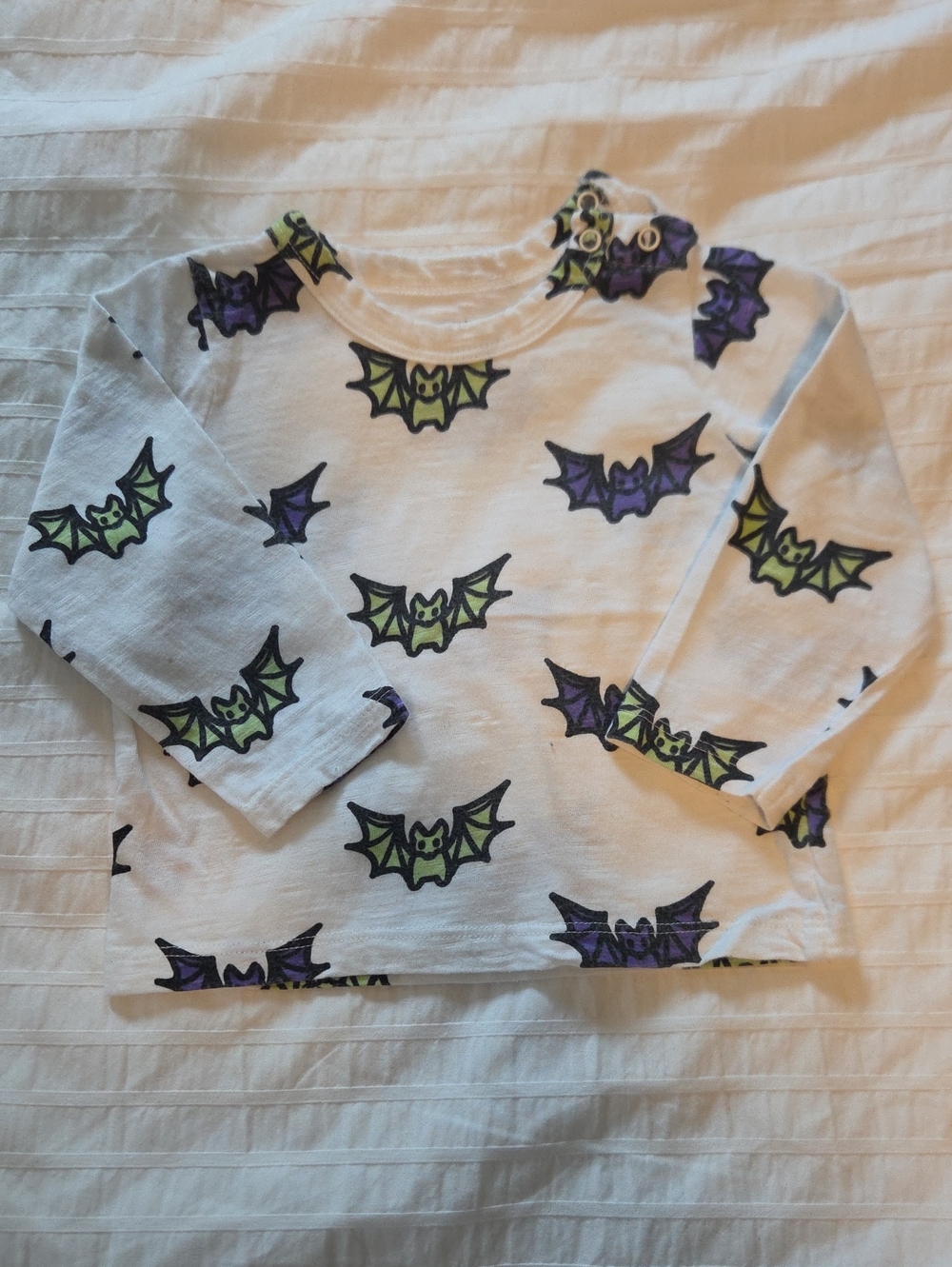 Monica + Andy White Halloween Bat Print Long-Sleeve Shirt